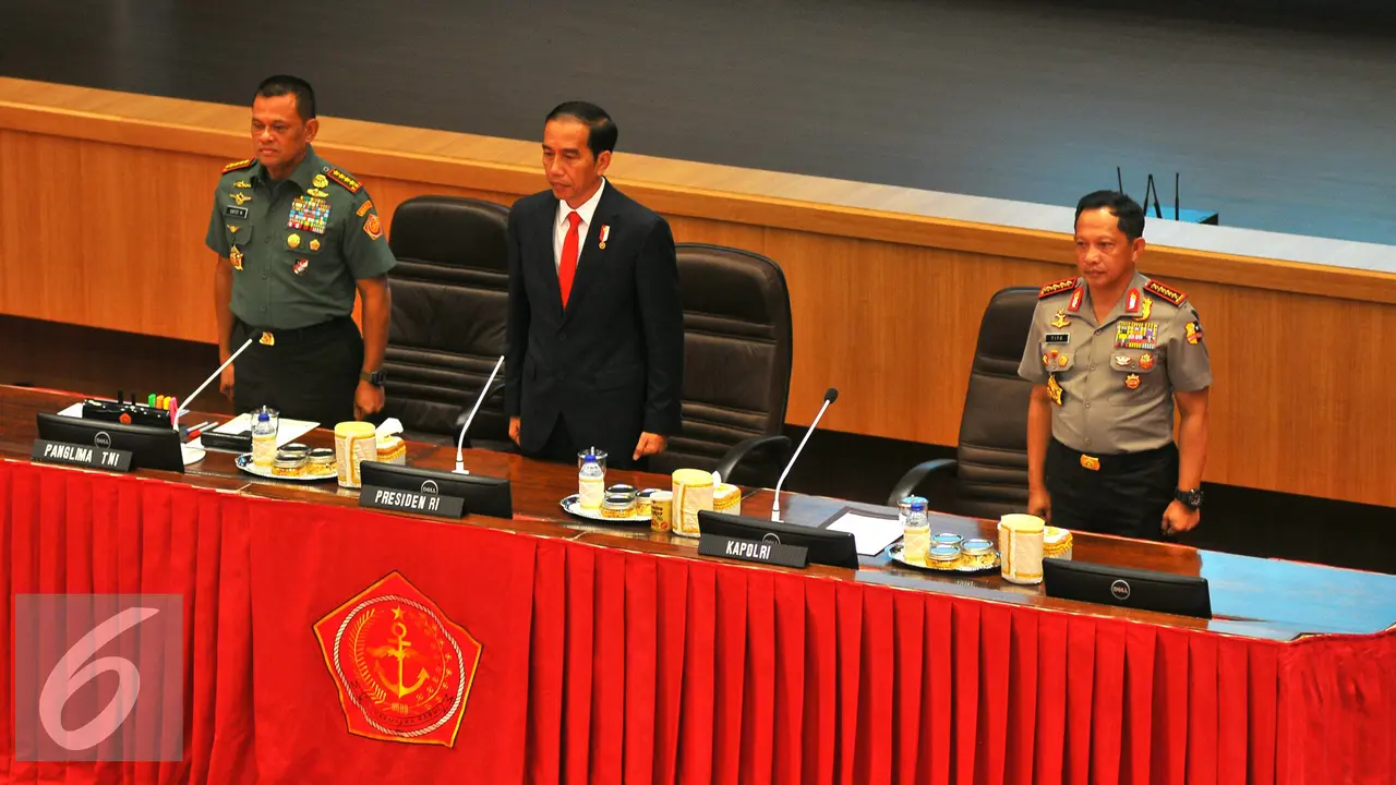 20170116-Jokowi-Hadiri-Rapim-TNI-AY