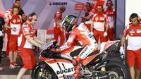 Jorge Lorenzo melakukan tes privat bersama Ducati di Sirkuit Jerez sebelum menjalani balapan MotoGP berikutnya di Argentina, 9 April 2017. (Crash)
