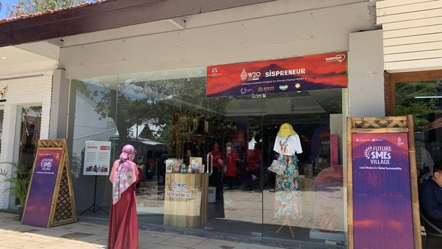Future SME Village yang digagas oleh Kementerian Koperasi dan UMKM digelar di Bali Collection pada 10-19 November 2022. Acara ini merupakan side event menjelang KTT G20 pekan depan. (Liputan6/Benedikta Miranti)