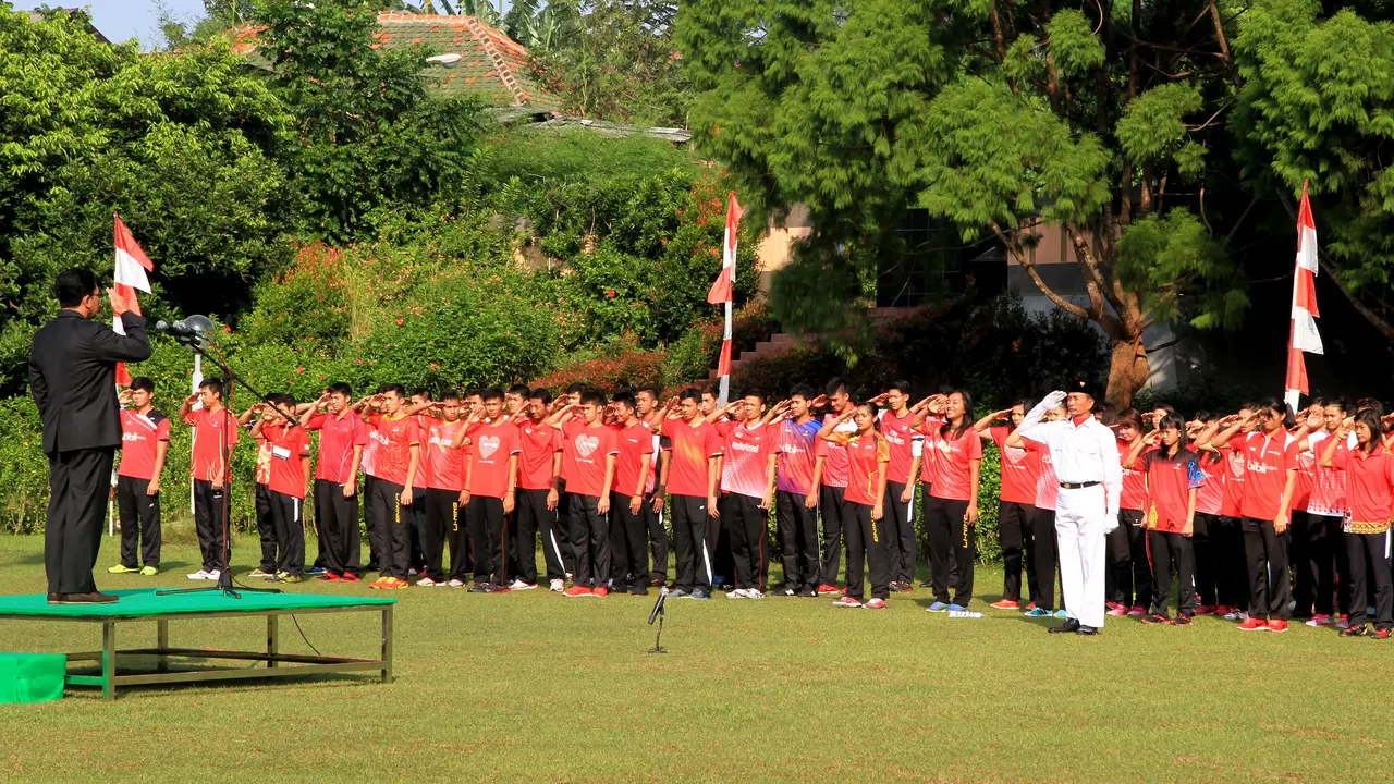 Atlet Bulutangkis Pelatnas Cipayung Rayakan HUT RI ke-69