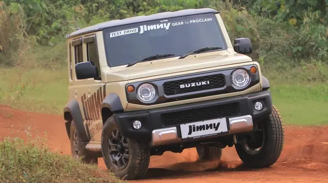 Mencoba Line-Up SUV Suzuki di Jalur Offroad, Jimny Paling Istimewa (ist)