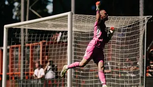 Jordi Cruyff Tegaskan Peran Maarten Paes di Ajax meski Posisi Diambil Ter Stegen
