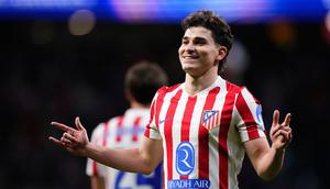 Momen selebrasi Julian Alvarez dalam laga leg pertama babak 16 besar Liga Champions antara Atletico vs Tottenham di Estadio Metropolitano, 11 Maret 2026. (AP Photo/Jose Breton)