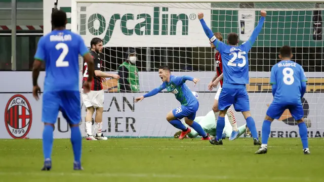 FOTO: Unggul Lebih Dulu, AC Milan Takluk 1-2 dari Sassuolo - Giacomo Raspadori