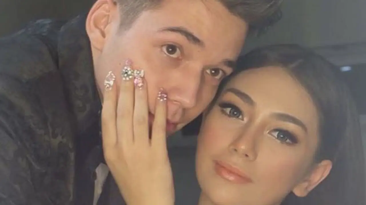 [Bintang] Celine Evangelista dan Stefan William