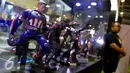 Miniatur super hero Captain America dipajang saat pameran Indonesia Comic Con di JCC, Jakarta, Sabtu (14/11). Pameran mainan dan comic ini berlangsung dari tanggal 14-15 November 2015. (Liputan6.com/Fery Pradolo)