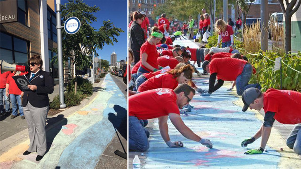 Rekor Dunia Trotoar dengan Gambar dari Kapur Terbesar Di Dunia