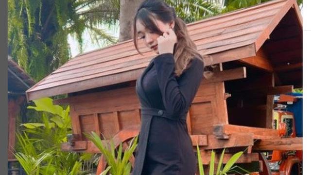 Penyanyi dangdut Difarina Indra terlibat kecelakaan di Tol Jombang - Mojokerto (Foto: instagram difarina_reall)