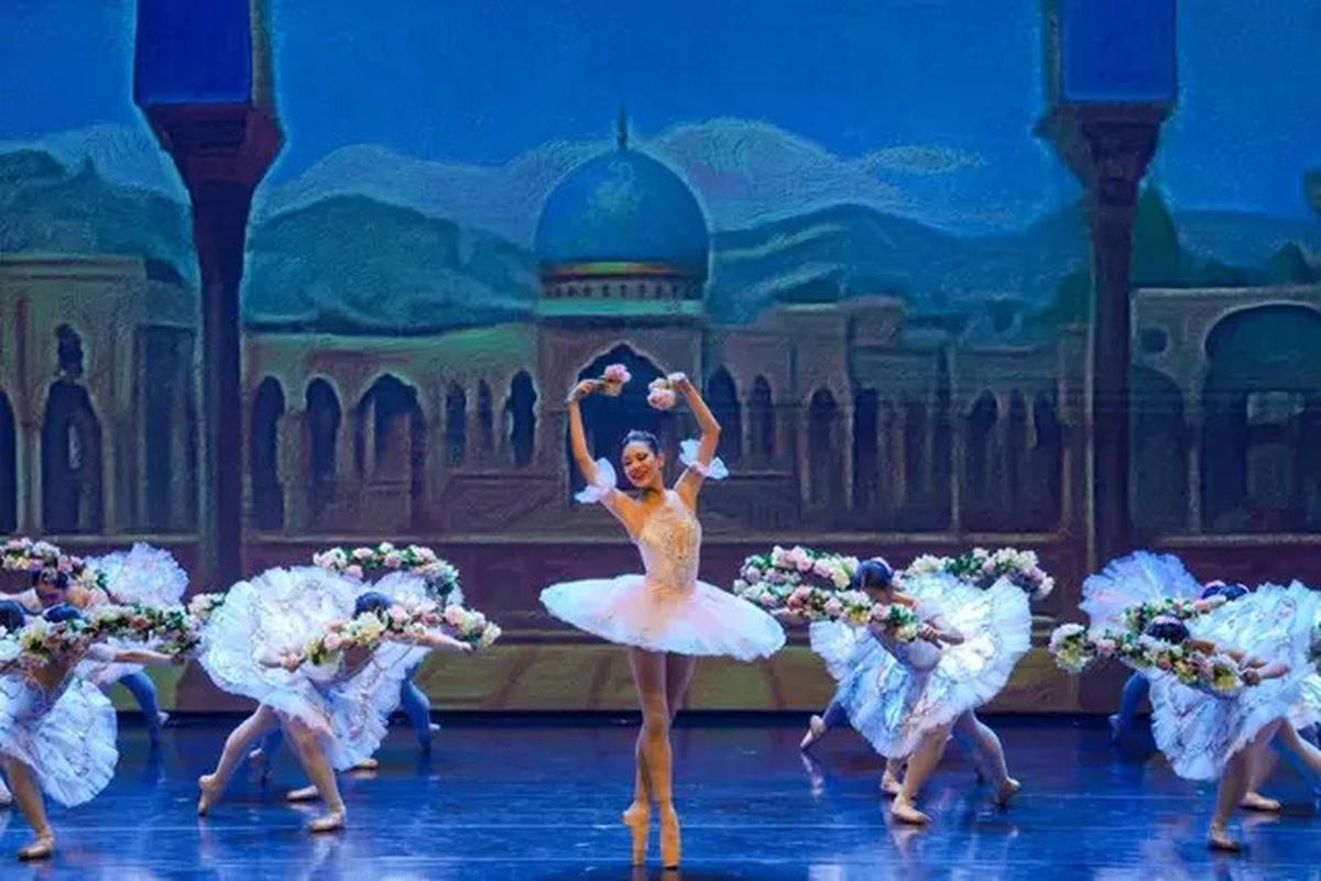 Etoile Dance Center Hadirkan Suasana Internasional, Pentaskan Full Length Ballet - Le Corsaire Jakarta