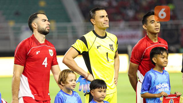Foto: Aksi Duet Bek Tangguh Persija di Lini Pertahanan Timnas Indonesia, Gawang Skuad Garuda Tak Tersentuh Gol