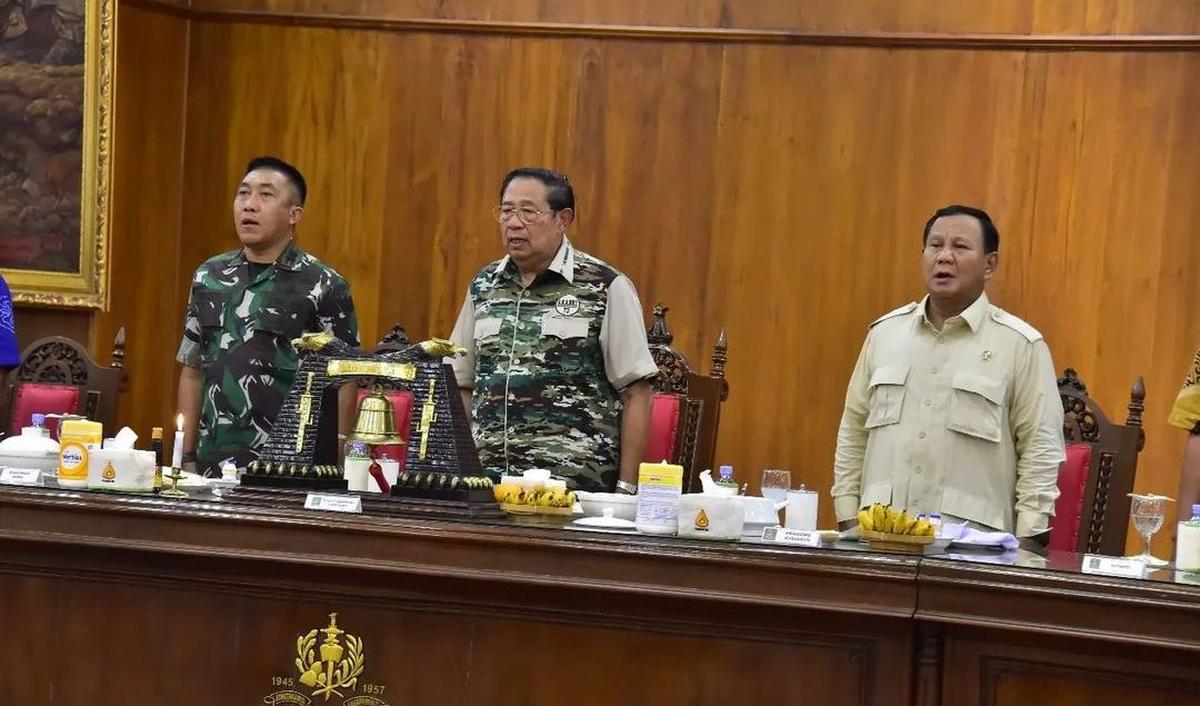 "Semoga ini menjadi amal saleh bagi para alumni semua di kemudian hari,"<br>