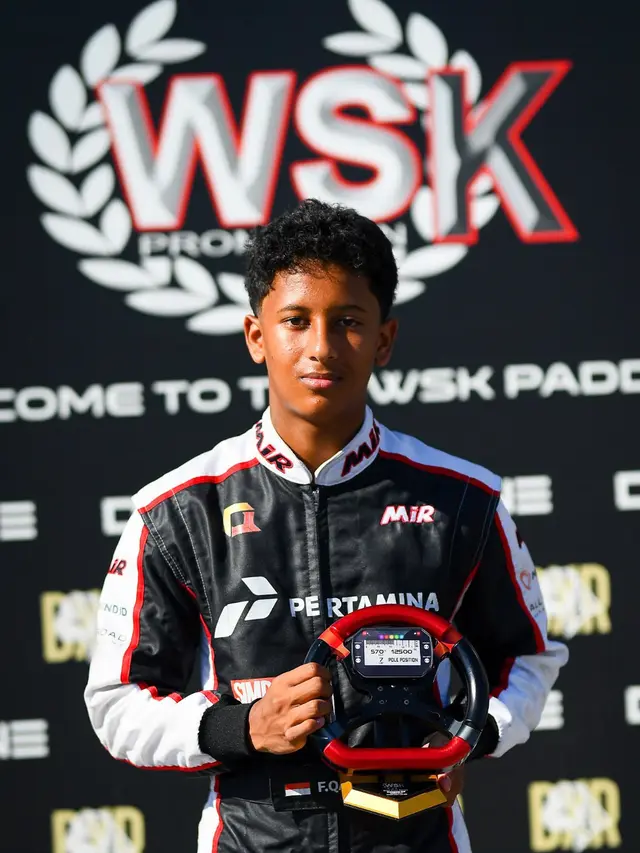 Qarrar Firhand Jadi Pembalap Indonesia Pertama Juara WSK Euro Series 2026