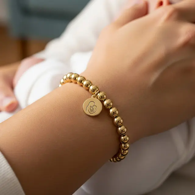 9 Model Gelang Emas Anti Ribet untuk Ibu Menyusui, Aman bagi Si Kecil