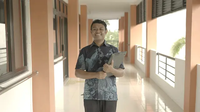 Cerita Pengorbanan Bayu: Dari NTT ke Kalsel Demi Hidup Baru Bersama Sekolah Rakyat