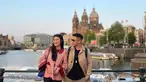 Menjadi istri seorang pilot, mungkin salah satu pengalaman yang dirasakan adalah bisa menikmati liburan sesuai dengan rute yang ditempuh oleh sang suami. Seperti yang dirasakan oleh Stevie Agnecya beberapa waktu belakang ini. Menikah dengan pilot, usai bercerai dengan Samuel Rizal, kini ia kerap membagikan momen kebahagiaannya bersama suami. (Liputan6.com/IG/@steviagnecya)