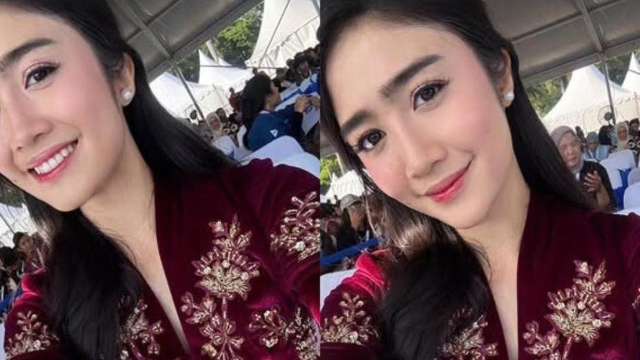 Cantik dan Memesona, Potret Febby Rastanty saat Hari Bhayangkara ke-79 Bersama Suami Mengenakan Kebaya Velvet Berwarna Burgundy