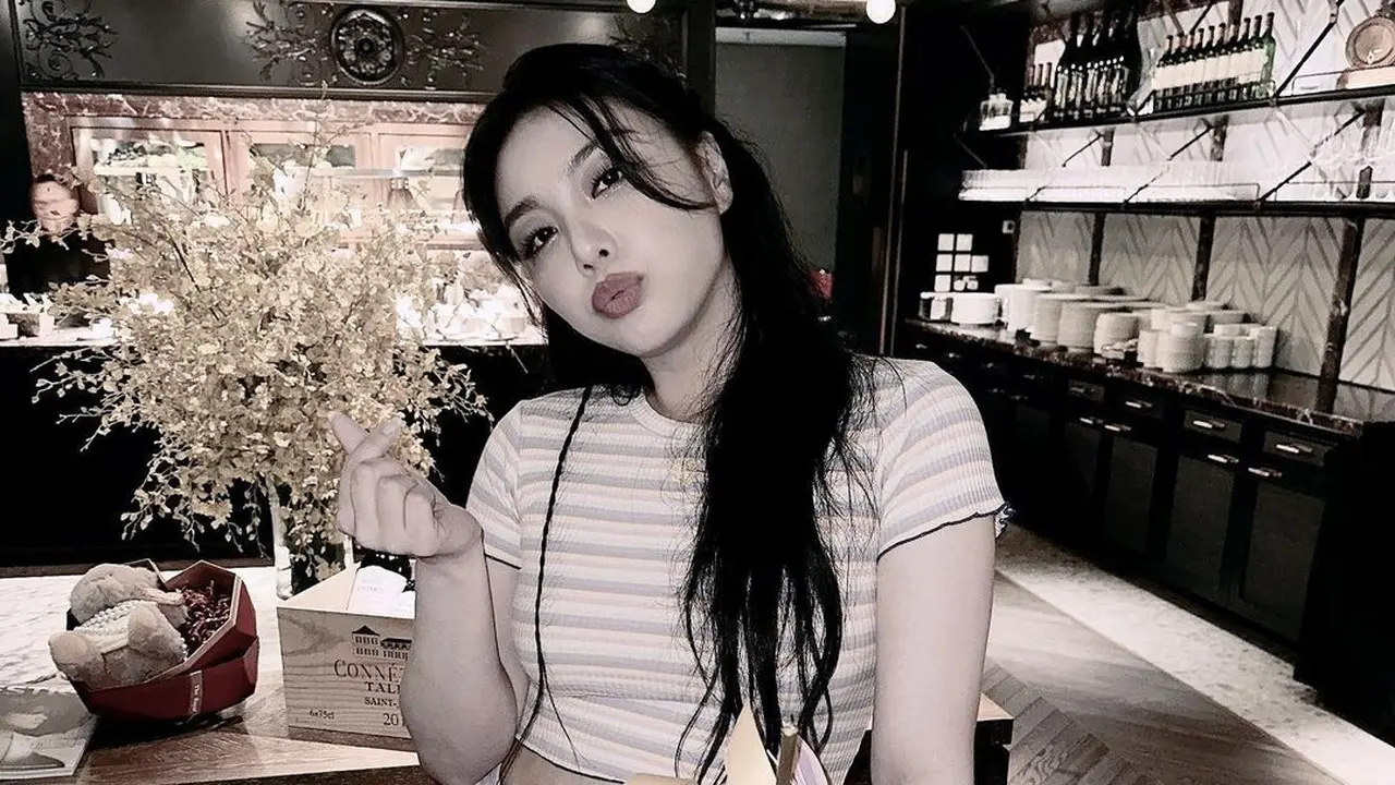 Ailee. (Instagram/ aileeonline)