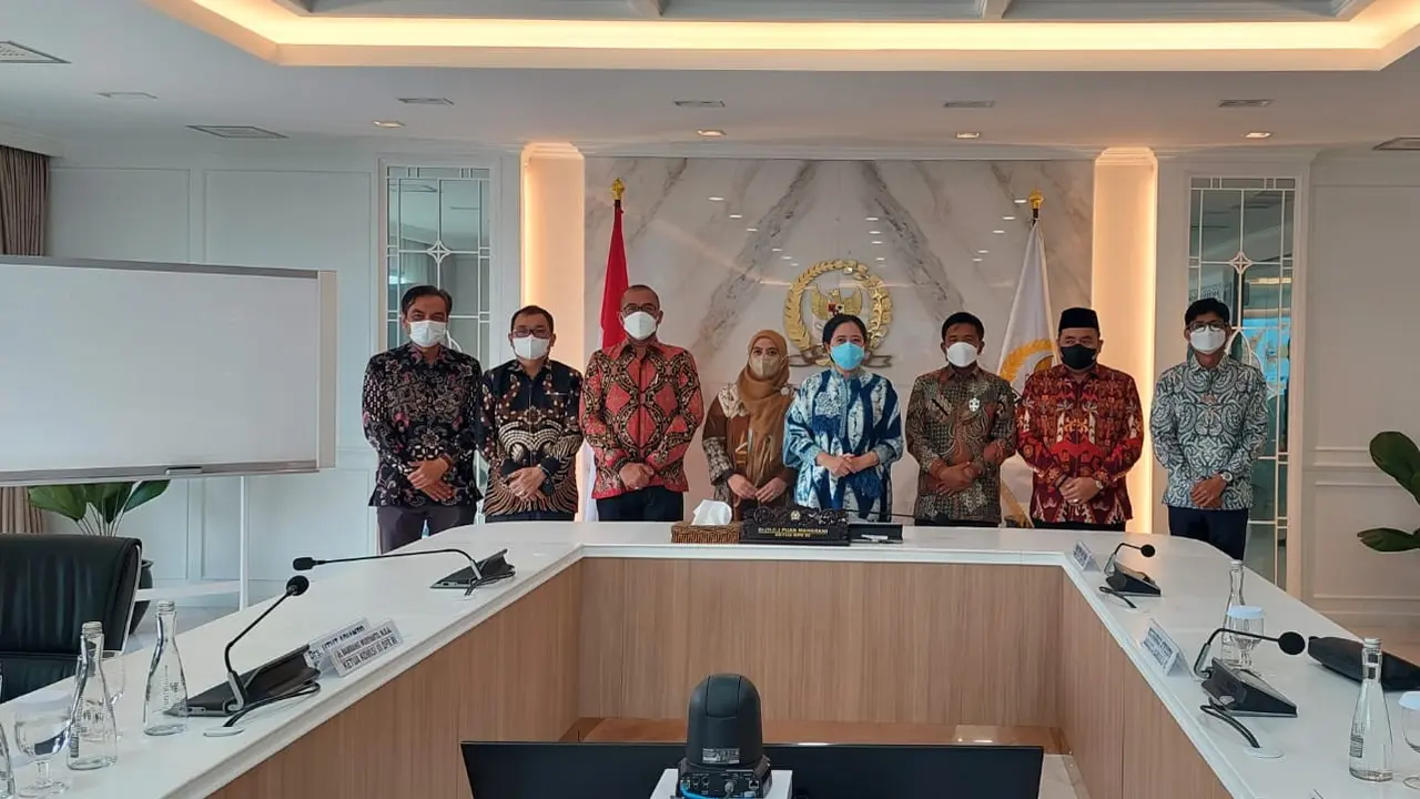 Anggota KPU dan Bawaslu Terpilih Temui Pimpinan DPR
