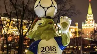 Aksi maskot Piala Dunia 2018 (AFP)