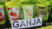 Barang bukti 4 kilogram ganja yang dikemas dengan bungkus teh di Pelabuhan Bakauheni, Lampung Selatan berhasil disita polisi. Foto : (Istimewa).
