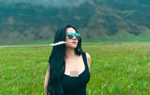 8 Potret Liburan Lala Widy ke Bromo Jadi Sorotan Netizen, Nekat Pakai Tank Top Padahal Cuaca Dingin