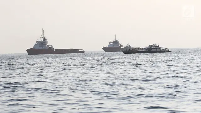 TNI AL Kerahkan Kapal Perang Cari Bangkai Lion Air Jatuh