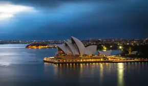 Manfaatkan momen liburan dengan staycation dan melepaskan penat dengan menginap di penginapan pilihan di Australia. (Foto: Unsplash.com/Photoholgic)