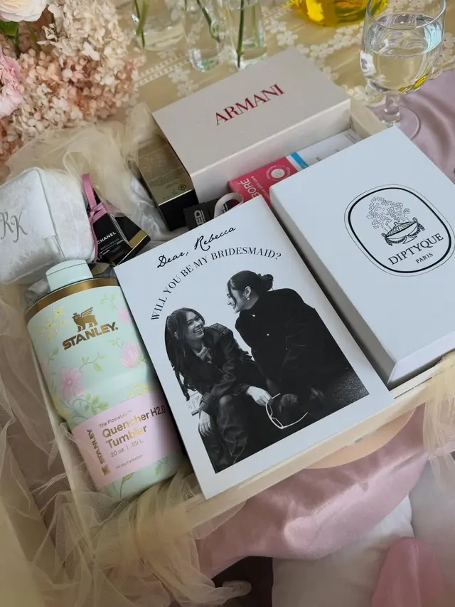 Isi Souvenir Bridal Proposal Syifa Hadju untuk Bridesmaid dari Mesin Kopi SMEG hingga Emas, Total Rp15 Juta-an