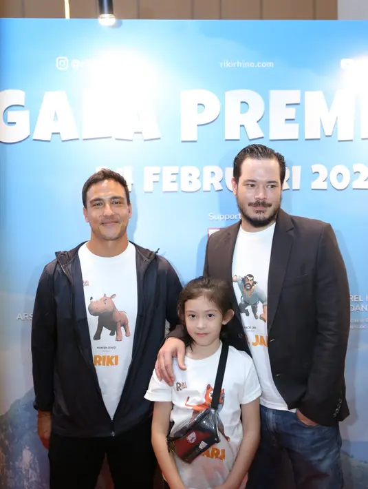 Zack Lee dan Mikhaela Lee Juwono screening film animasi Riki Rhino, di XXI Epicentrum, Kuningan, Jakarta Selatan, Senin (24/2/2020). (Daniel Kampua/Fimela.com)