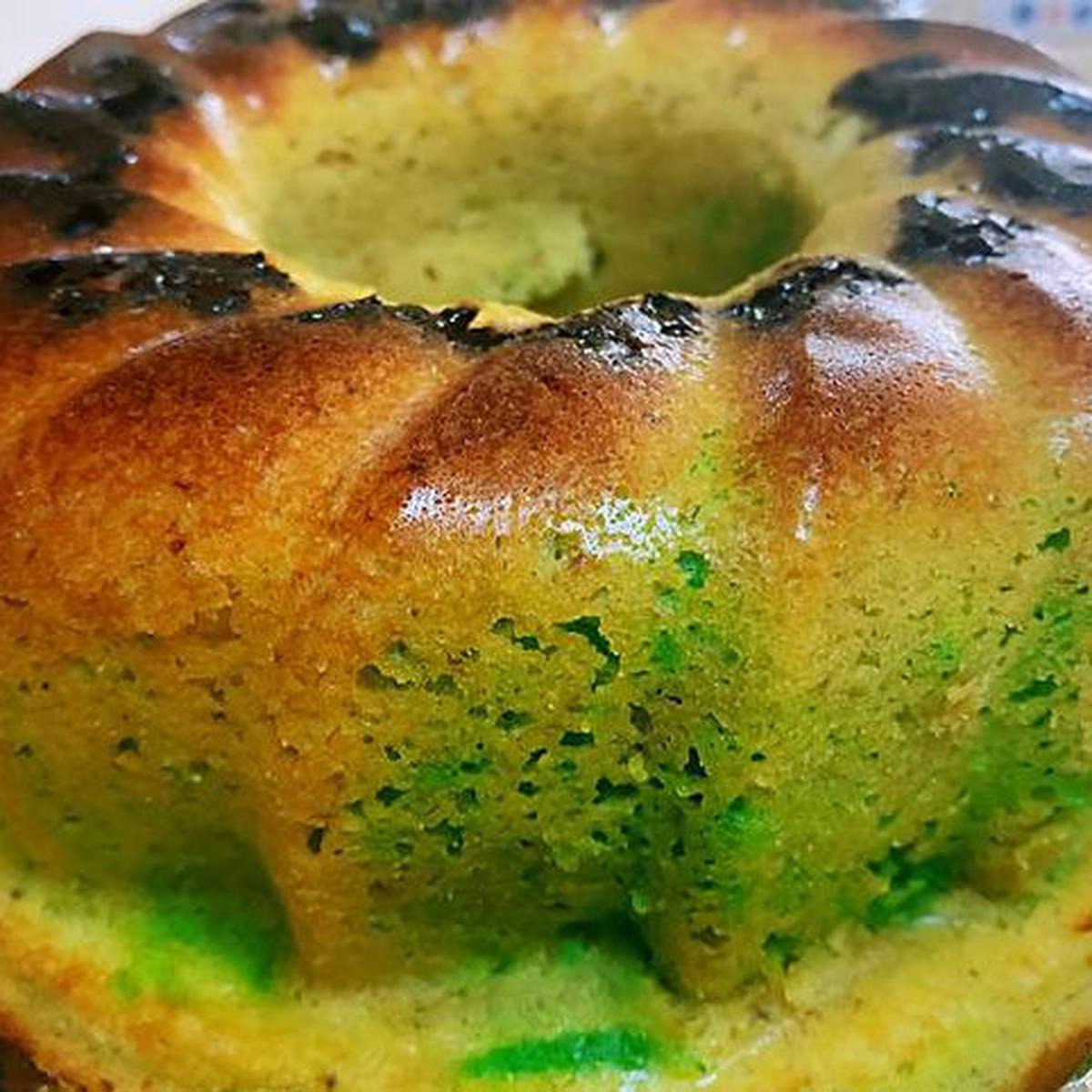ilustrasi bolu pisang pandan