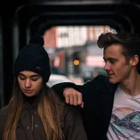 Nggak ada baper kalau nggak ada yang memancing. (Foto: pexels.com)