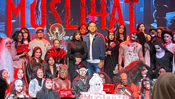 80 MUA Nonton Bareng Film Horor Muslihat