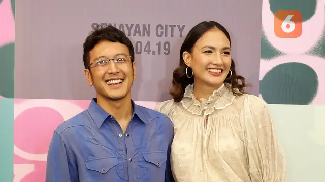 [Fimela] Nadine Chandrawinata dan Dimas Anggara