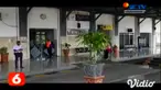 Hari pertama pemberlakuan syarat rapid test antigen Covid-19, sebagai syarat untuk bisa naik kereta api dikeluhkan oleh para penumpang kereta api, salah satunya di Stasiun Nganjuk, Jawa Timur.