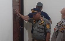 Lima Pasangan Bukan Suami Istri Tertangkap Basah Ngamar di Hotel, Tak Berkutik Digelandang Satpol PP