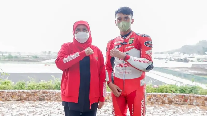 Gubernur Khofifah riders asal Magetan Mario Suryo Aji yang akan bertanding dalam ajang Moto3 mewakili Indonesia.