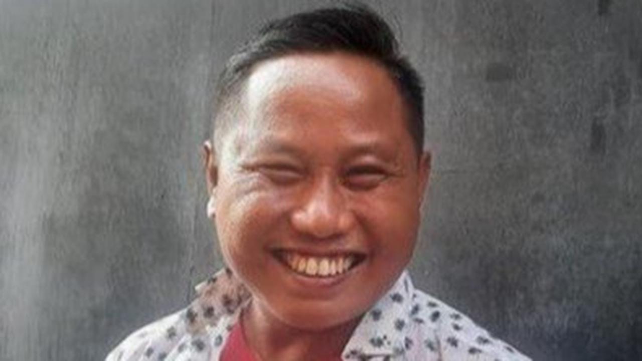 7 Foto Teras Depan Rumah Narji, Perpaduan Elegansi dan Kesan Homey