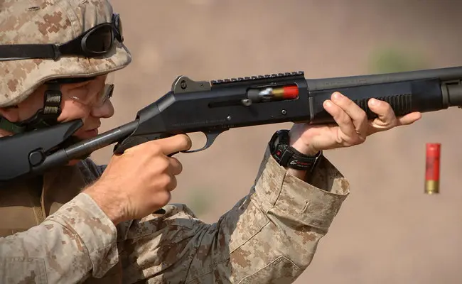 Ilustrasi shotgun yang dipakai oleh militer Amerika Serikat. (Sumber Wikipedia/U.S. Department of Defense/Eric A. Clement)