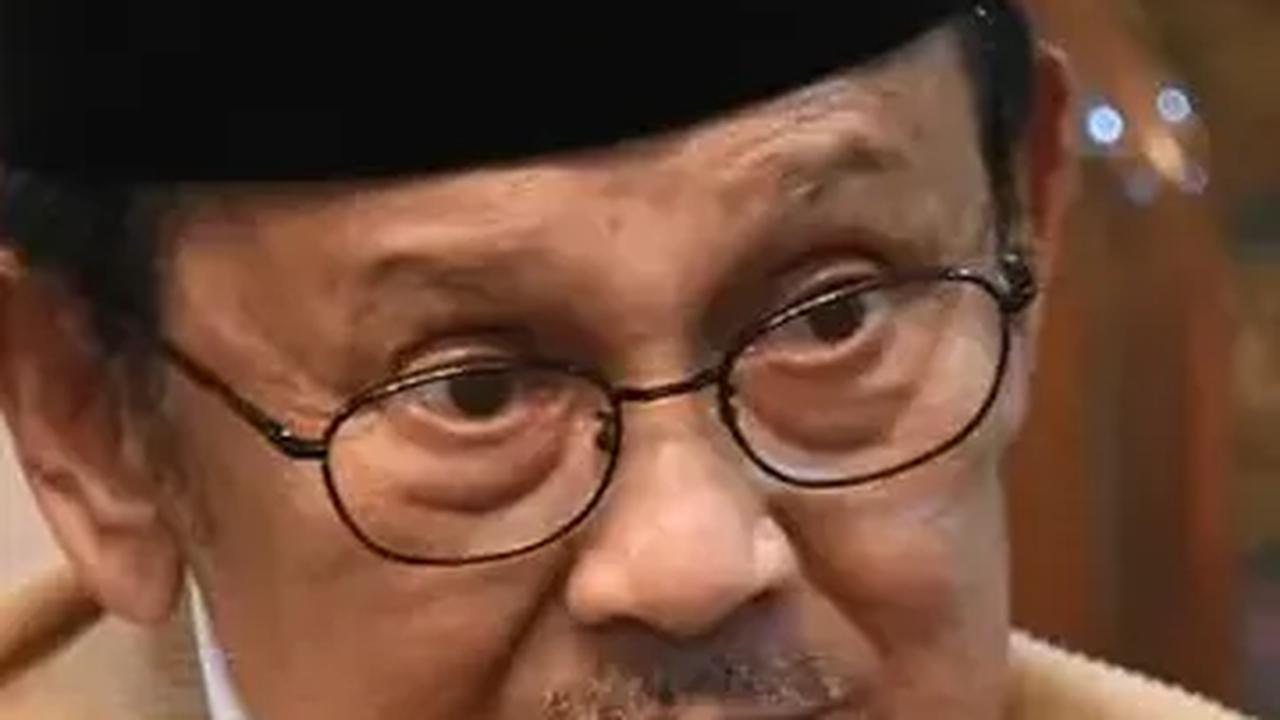 Subsidi BBM Ditentang Habibie