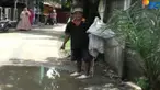 Diduga korban dan pelaku sempat cekcok sehingga perkelahian. Pelaku yang membawa senjata api langsung menembak korban di bagian leher sehingga korban tersungkur.