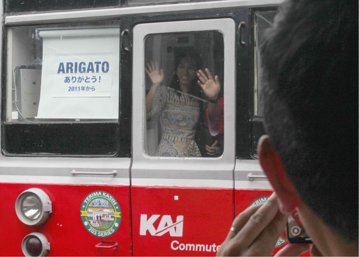 FOTO: Arigato KRL,  Perjalanan Terakhir Kereta Legendaris Eks Jepang di Jabodetabek