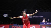 Aksi tunggal putri Indonesia, Bilqis Prasista, saat menghadapi pemain Jepang, Akane Yamaguchi, pada laga ketiga Grup A Piala Uber 2022 di Impact Arena, Bangkok, Rabu (11/5/2022). (PBSI) 