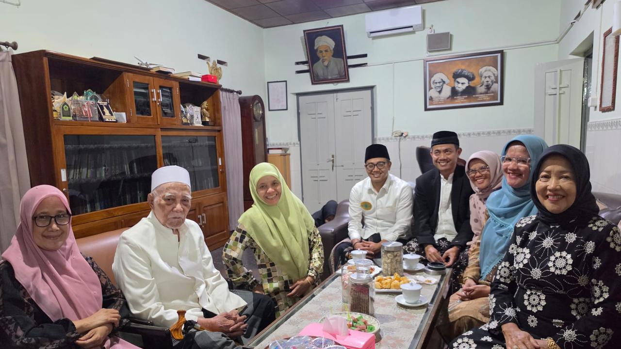 Maju Calon Ketum PBNU, Cucu Pendiri NU Dapat Restu 3 Pesantren Besar