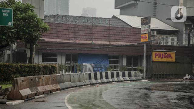 Apotek Senopati Ditabrak Lagi, Sudin Bina Marga Pasang Beton Pembatas