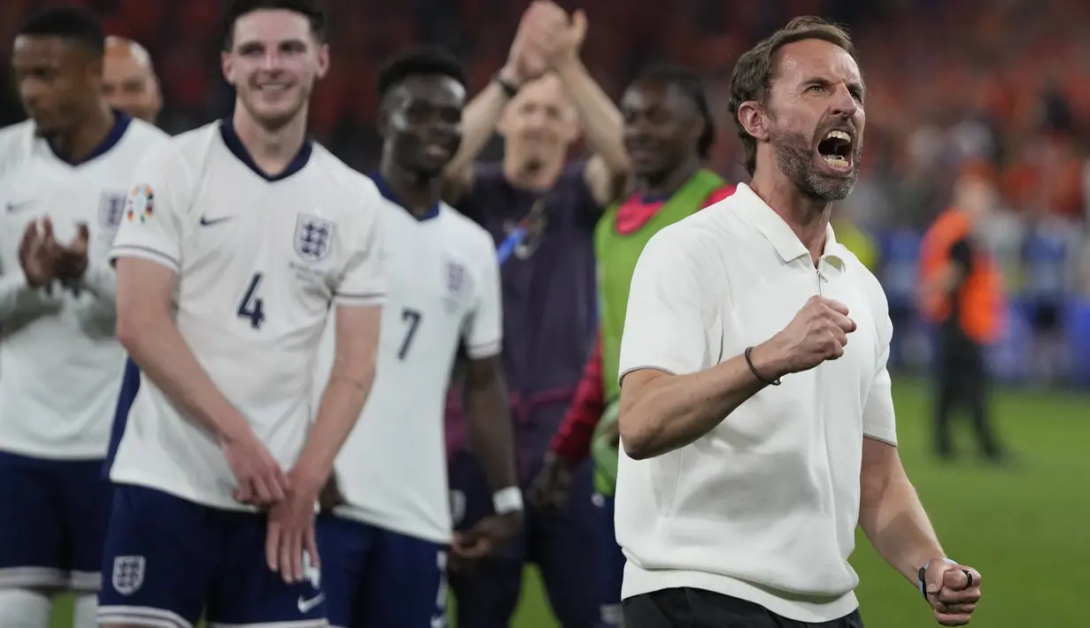 Hasil ini membuat Gareth Southgate sukses membawa Timnas Inggris ke partai final sekaligus membungkam fans yang ragu dan suka mengkrtiknya sebagai pelatih yang minin taktik. (AP Photo/Thanassis Stavrakis)