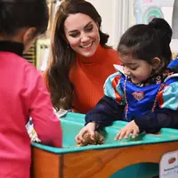 Kate Middleton tetap tenang dalam outfit mencolok (instagram/royalfamily)