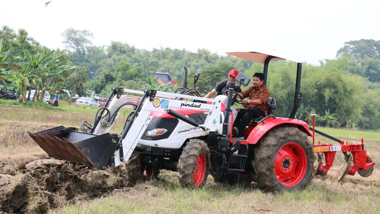 Manfaatkan Alsintan, Petani Wonogiri Hemat Biaya Produksi 30%