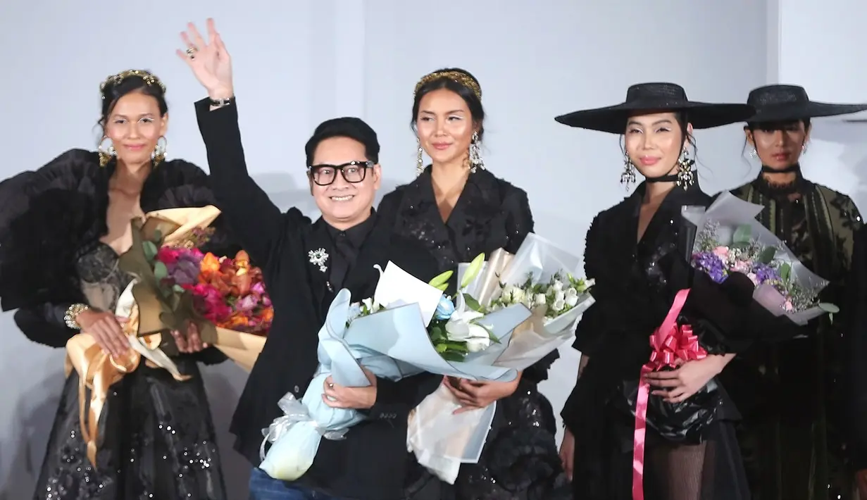 Persembahan Baru Denny Wirawan (Bambang E Ros/Fimela.com)