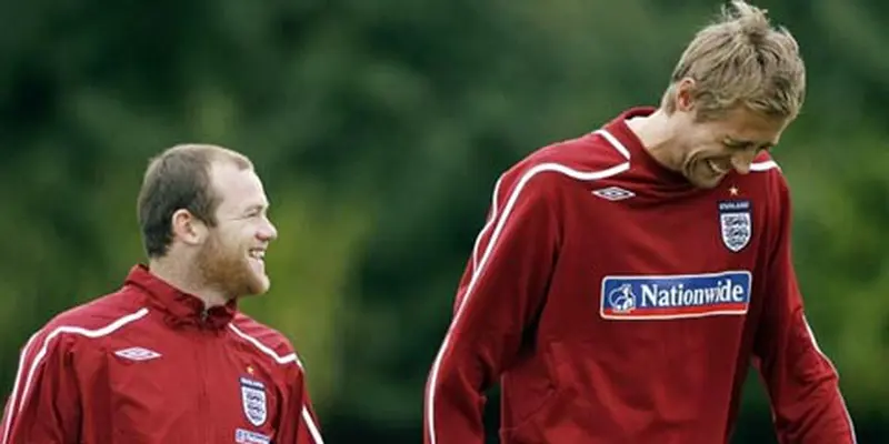 Rooney & Crouch (© AFP 2008)