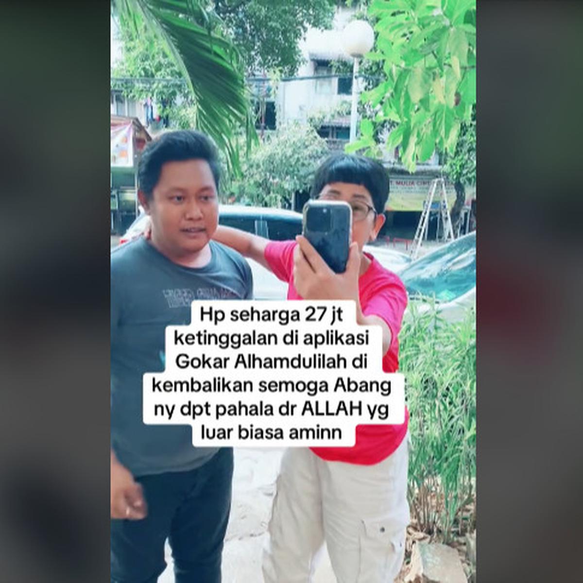 Sopir Taksi Online Kembalikan Handphone Harga Puluhan Juta Milik Penumpang Ketinggalan